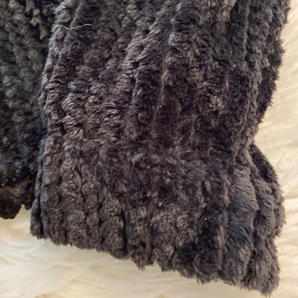 1.4.3. Story by Line Up Black and Gold Teddy Jacket size S length 20” bust 34” - Image 9