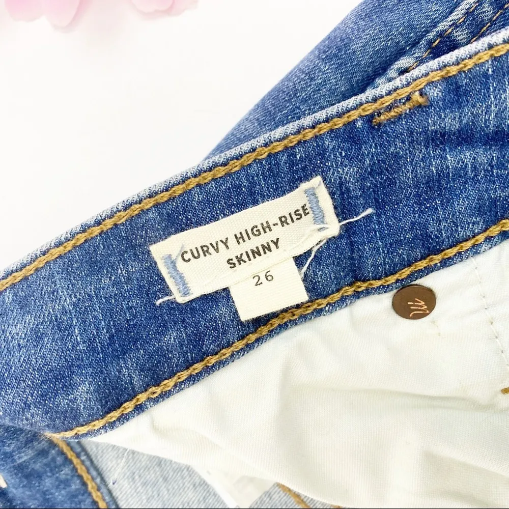 Madewell Curvy High Rise Skinny Jeans Drop Step Hem Edition : Annabelle Wash - Image 11