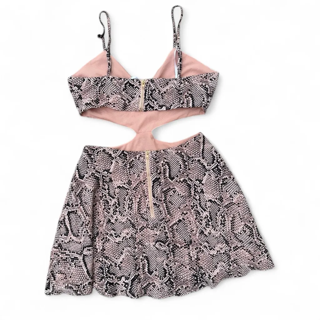 About Us Bristol Snake Print Dress Size Small - Image 4