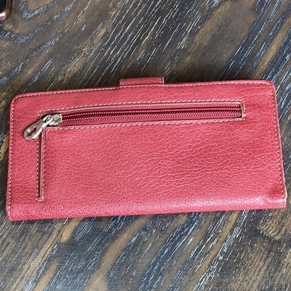 Relic  Red Leather Wallet - Image 2