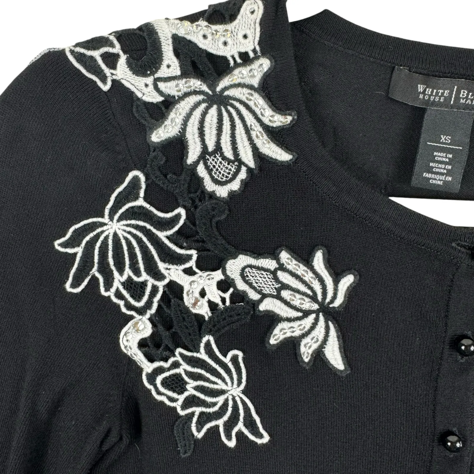 White House Black Market Black White Embroidered Sequin Cropped Cardigan Size XS - Image 3