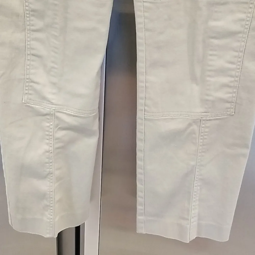 💕DKNY💕 Khaki Cargo Ankle Cropped Pants - Image 5