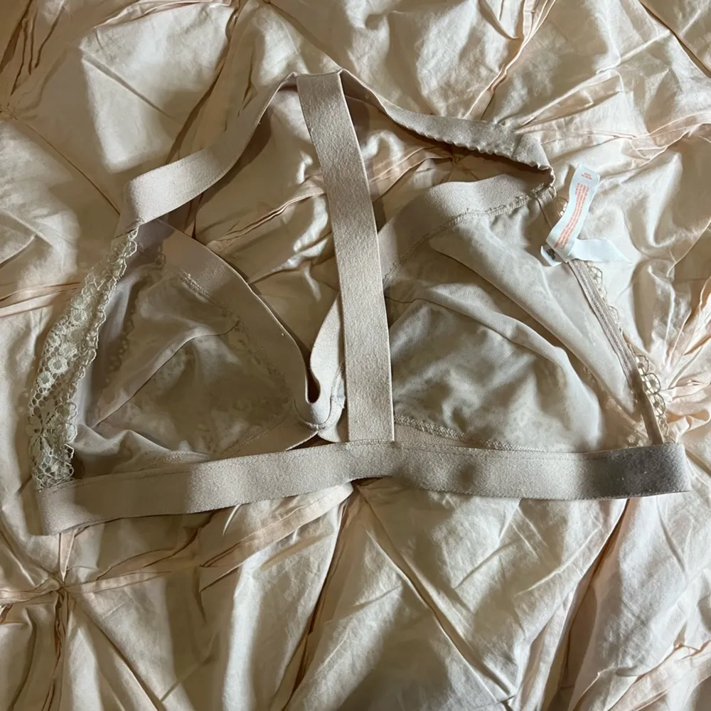 Colsie XL beige lace stretch triangle bralette - Image 2