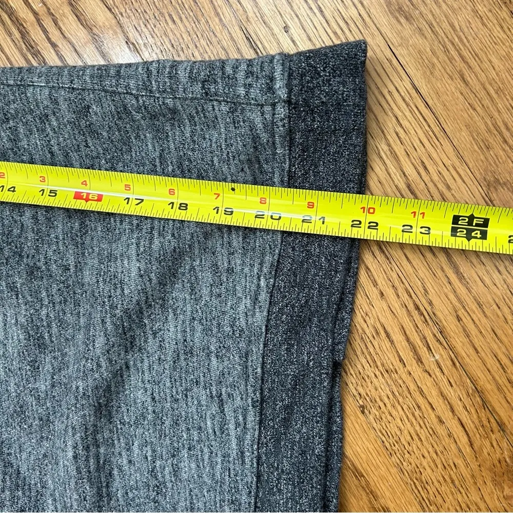 Everlane | Crewneck Sweatshirt - Image 10