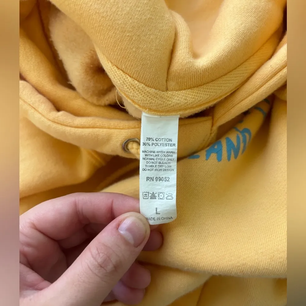 Locals only limited edition sweatshirt 🏄 Gold Size L - Image 6