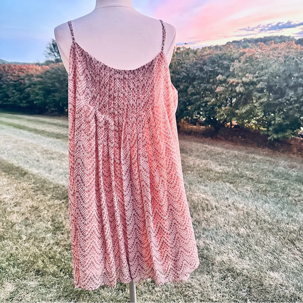 Victoria’s Secret Women’s Peach & Tan  Pleated Sleeveless Trapeze Dress - Image 2