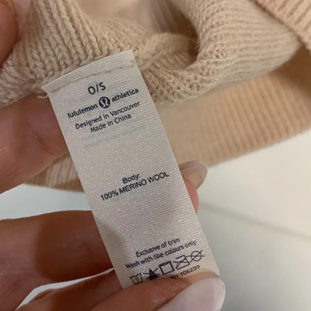 LULULEMON WOOL BE COZY PONCHO SWEATER PINK ONE SIZE - Image 4