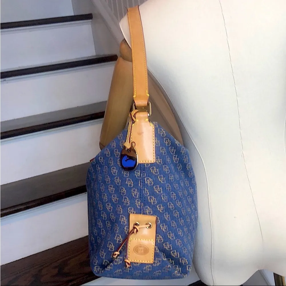 Vintage Dooney and Bourkey Blue Jacquard Monogram Top Zipper Tote Shoulder Bag - Image 6