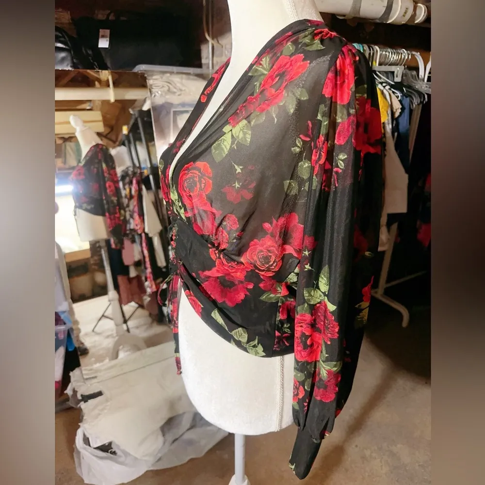 Ember lace red black floral silky stretchy V - Image 2