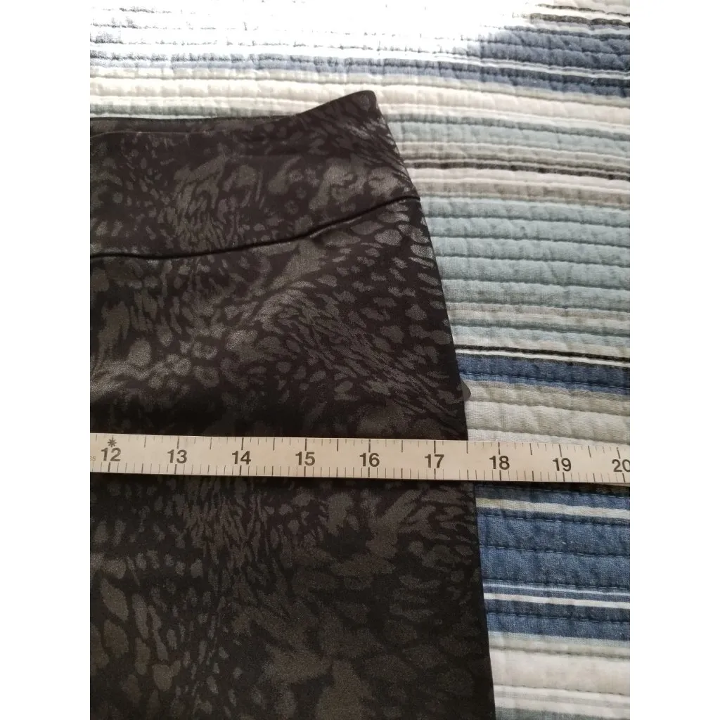 Nic + Zoe Wonder Stretch Embossed Shimmer Slim Pull on Black Pants Womens Size 4 - Image 13