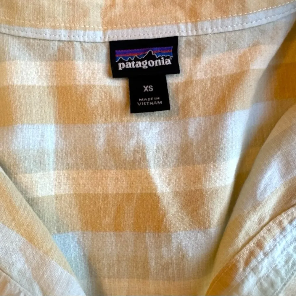 PATAGONIA Women’s Lightweight A/C® Shirt - Cali Stripe: Isla Yellow - XS - Image 15