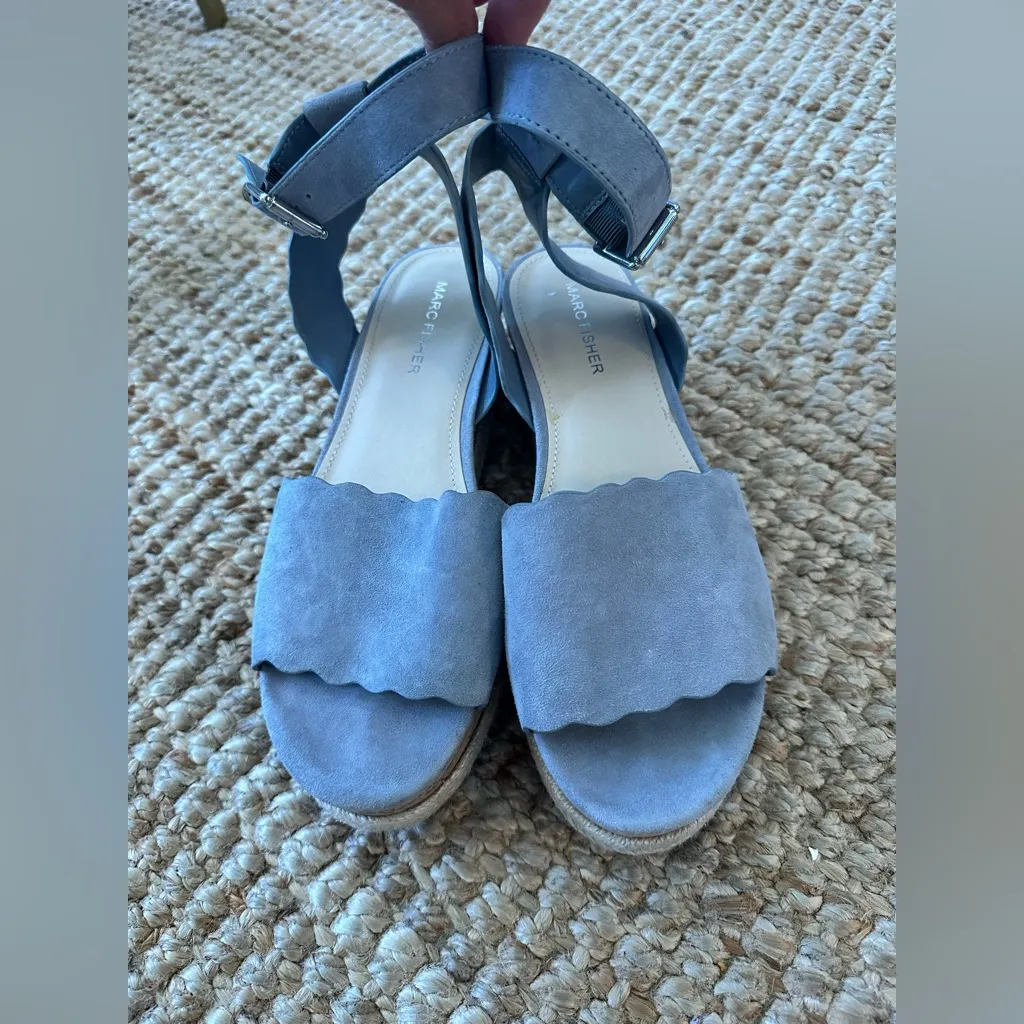 MARC FISHER Faitful Flatform Sandals Blue size 8 - Image 2
