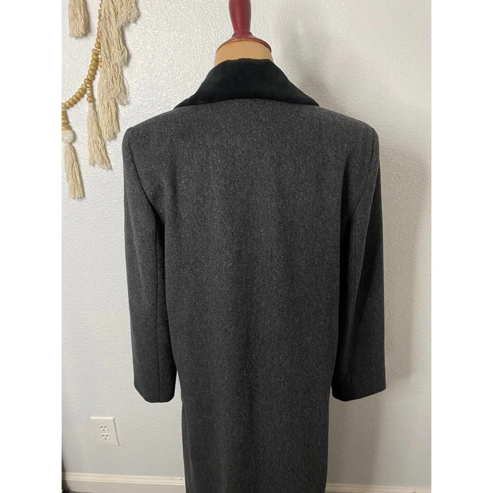 Women’s Pendleton long Coat - Image 6