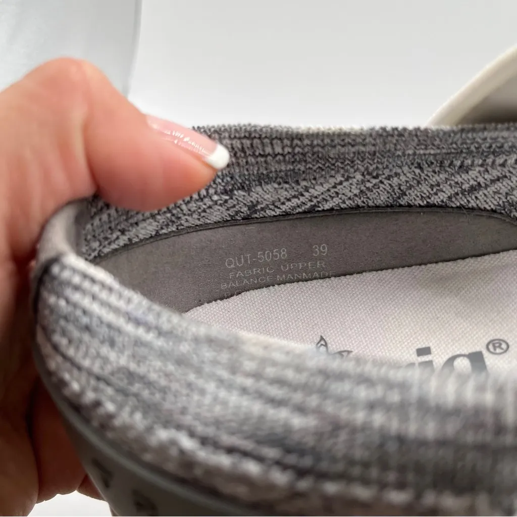 Alegria Traq Women's Qutie Walking Shoe Style QUT5058 Soft Gray size 39 US 8.5 - Image 7