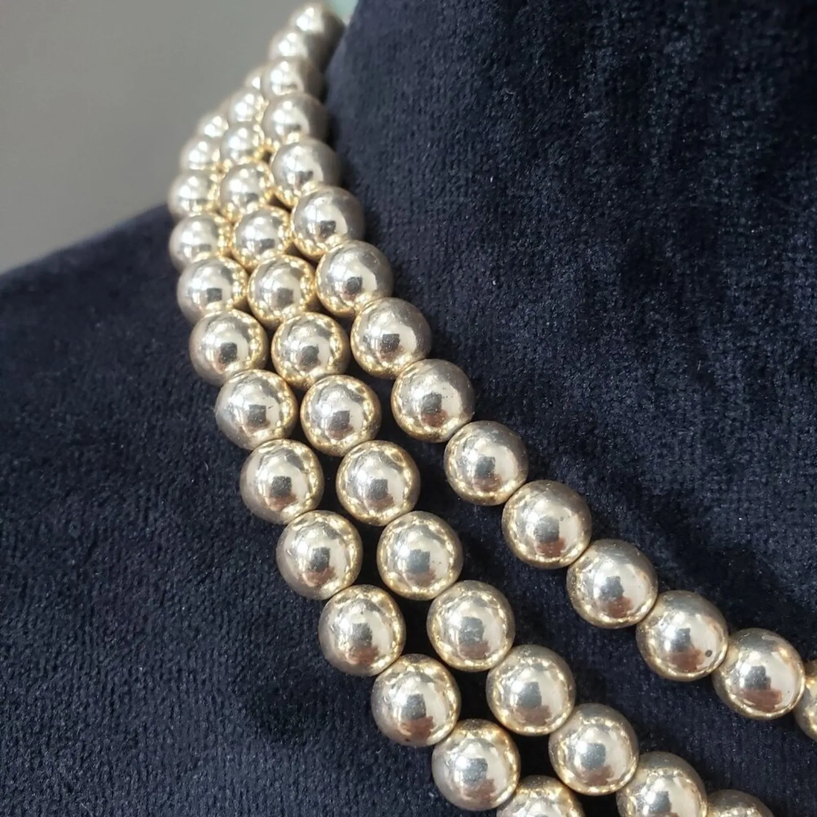 Women's Fashion Golden 3 - Image 5