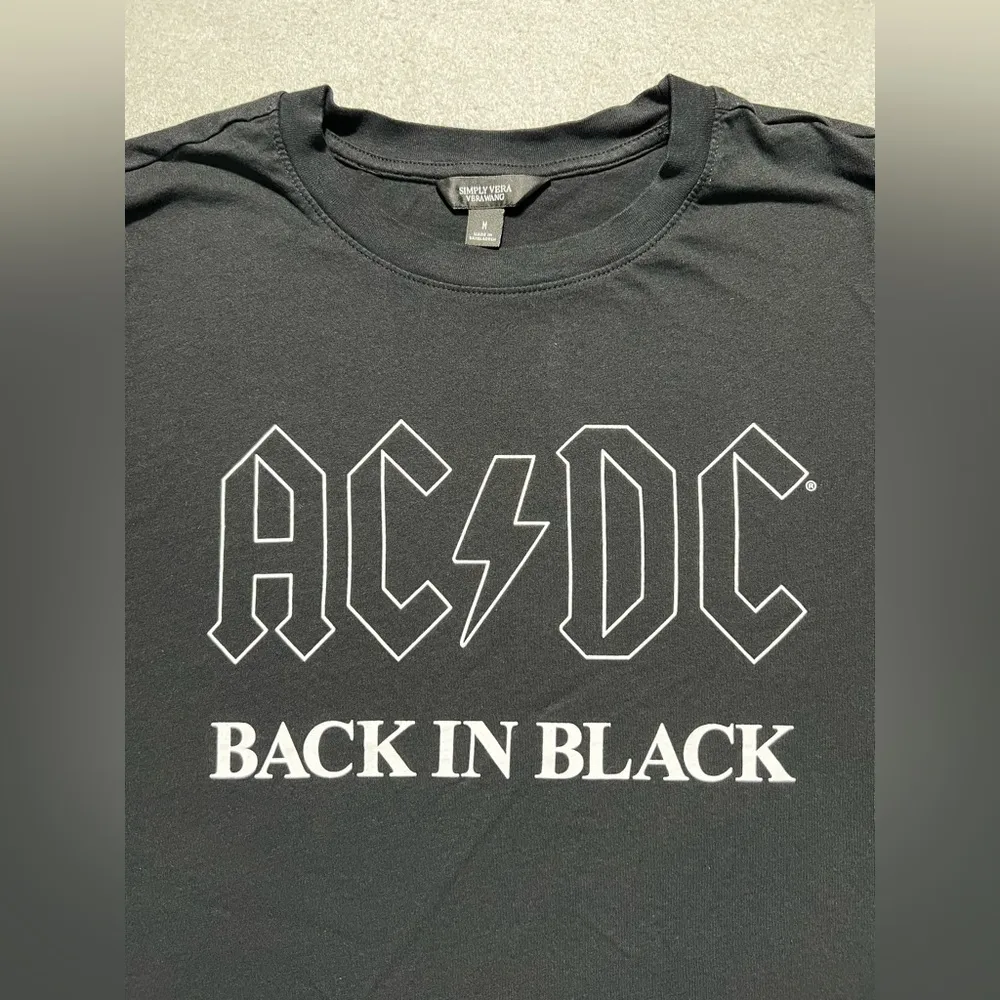 Simply Vera Vera Wang AC/DC Graphic T-Shirt Women’s Medium Cotton Rock Tee - Image 2
