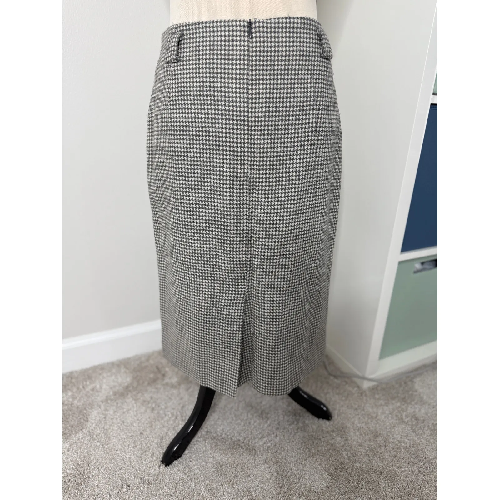 Vintage 80s/90s 100% Wool Gray Classic Houndstooth Plaid Pencil Skirt 10 Holiday - Image 2