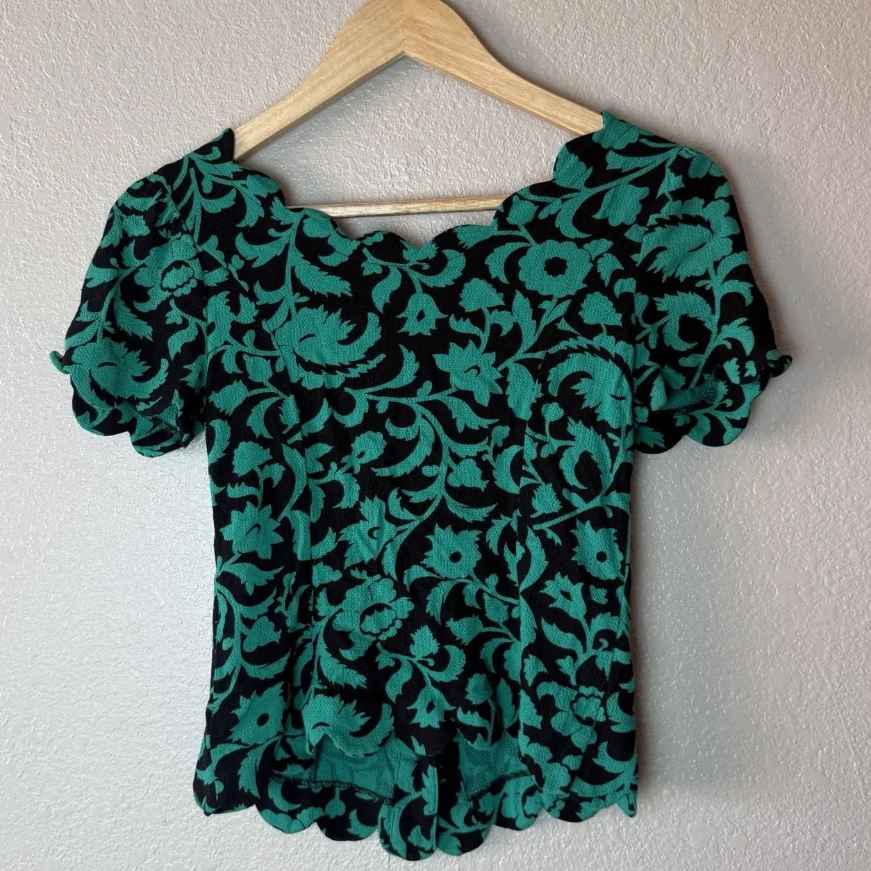 Anthropologie Maeve Aseey Blouse Floral Black And Green Jacquard Blouse Feminine - Image 6