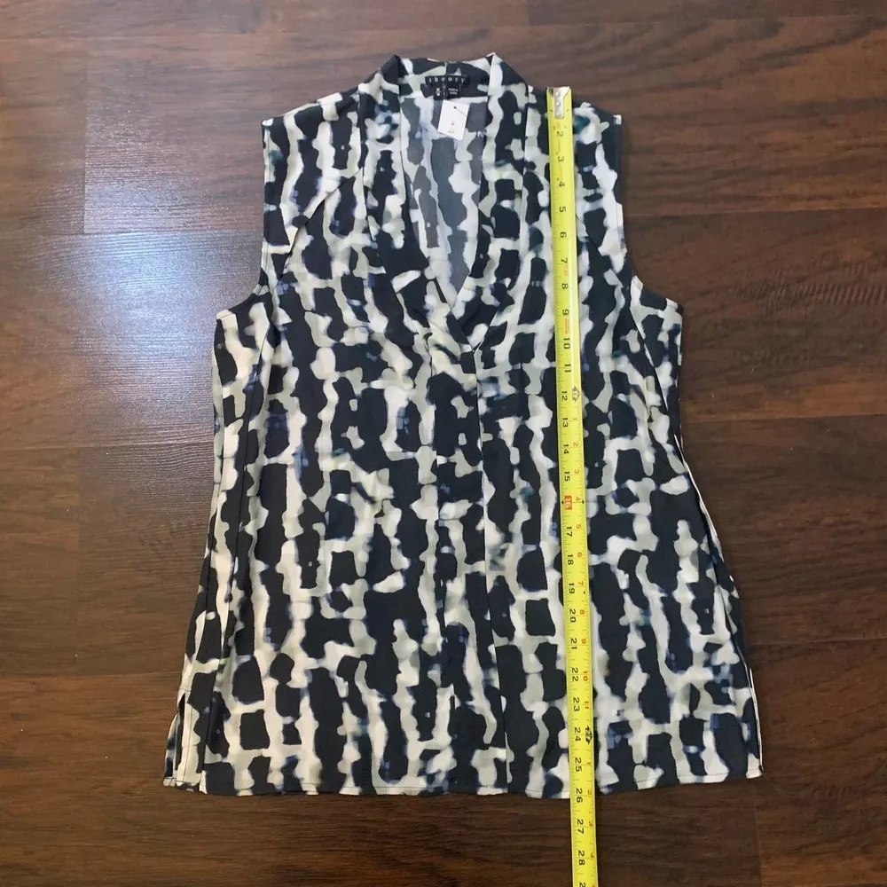 Theory Moha abstract cloud sleeveless silk blouse size M NWT - Image 10