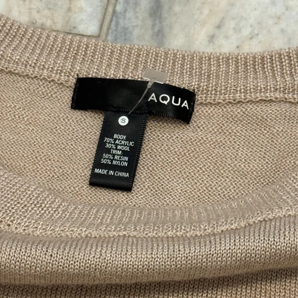 NEW AQUA women's small One Grey Day Los Angeles Fringed Sweater MSRP $179. - Image 2