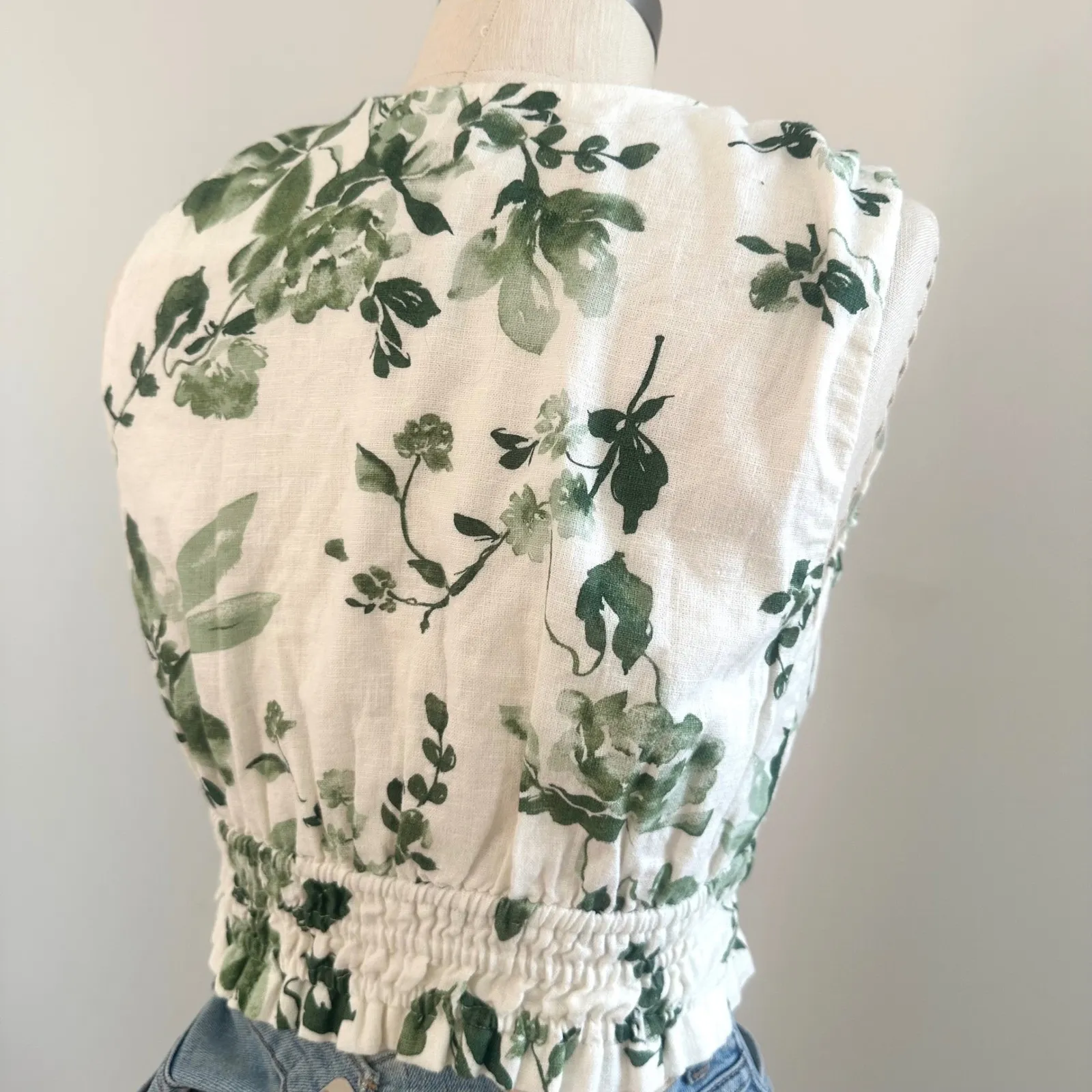 Abercrombie & Fitch XS Linen Floral Crop Top Green White Sleeveless Blouse‎ - Image 9