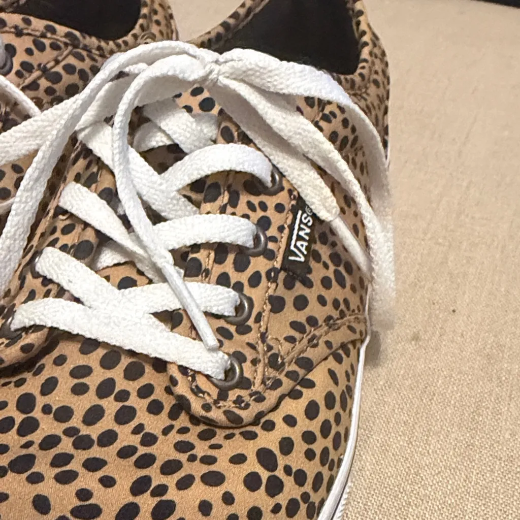 Vans Women’s Leopard Print Sneakers size 8 - Image 6
