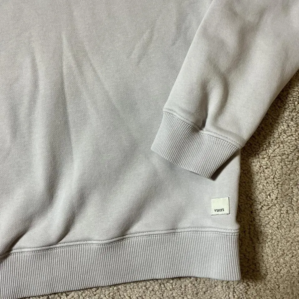 Vuori Gray Pullover Sweatshirt Crewneck Relaxed Fit Casual Top Size XS FLAW - Image 4