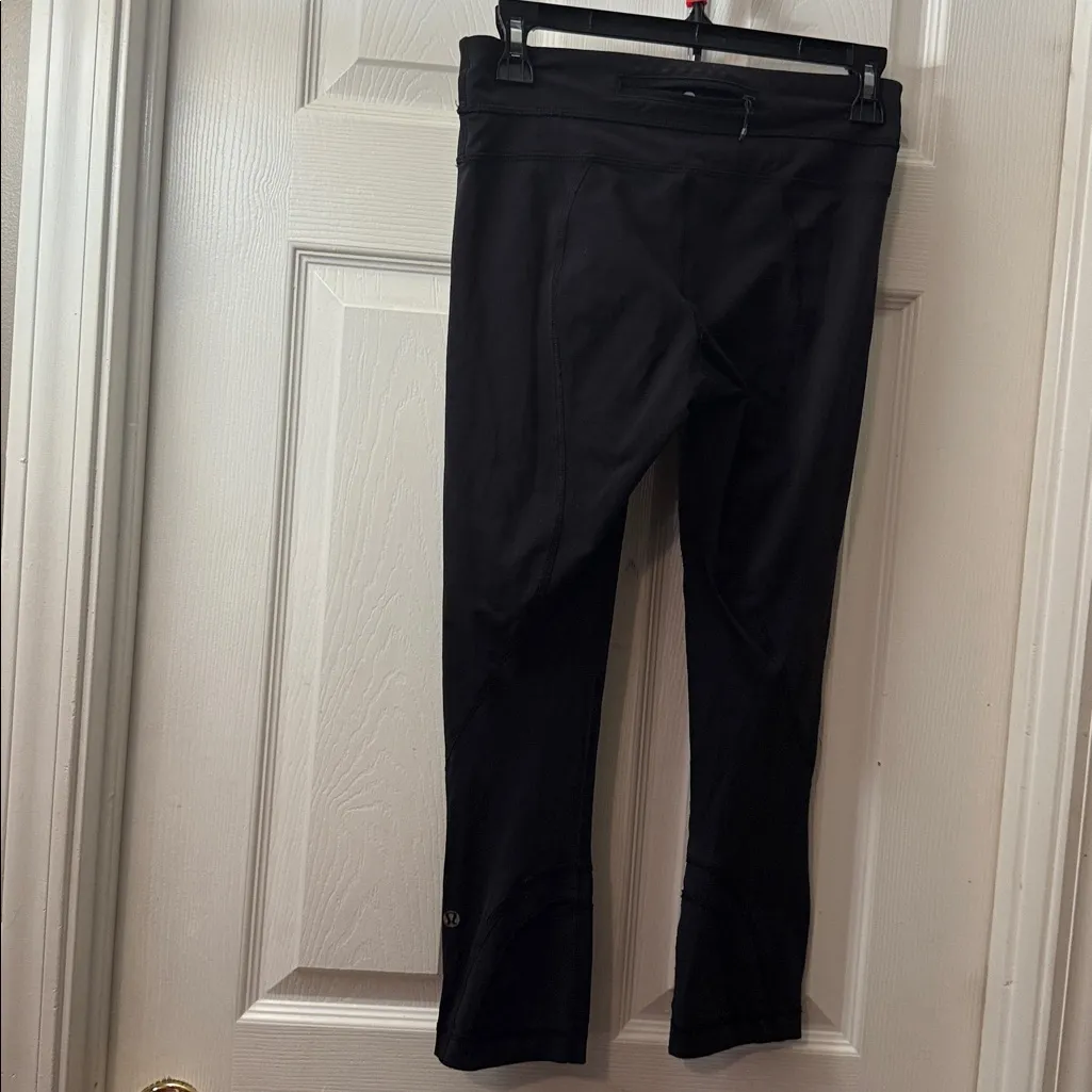Lululemon Black Yoga Pants size 4 - Image 2