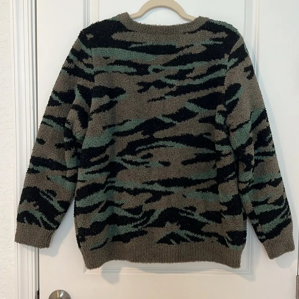 Barefoot Dreams Cozy Chic Seaside Crewneck Pullover Sweater Green Camo XL - Image 10