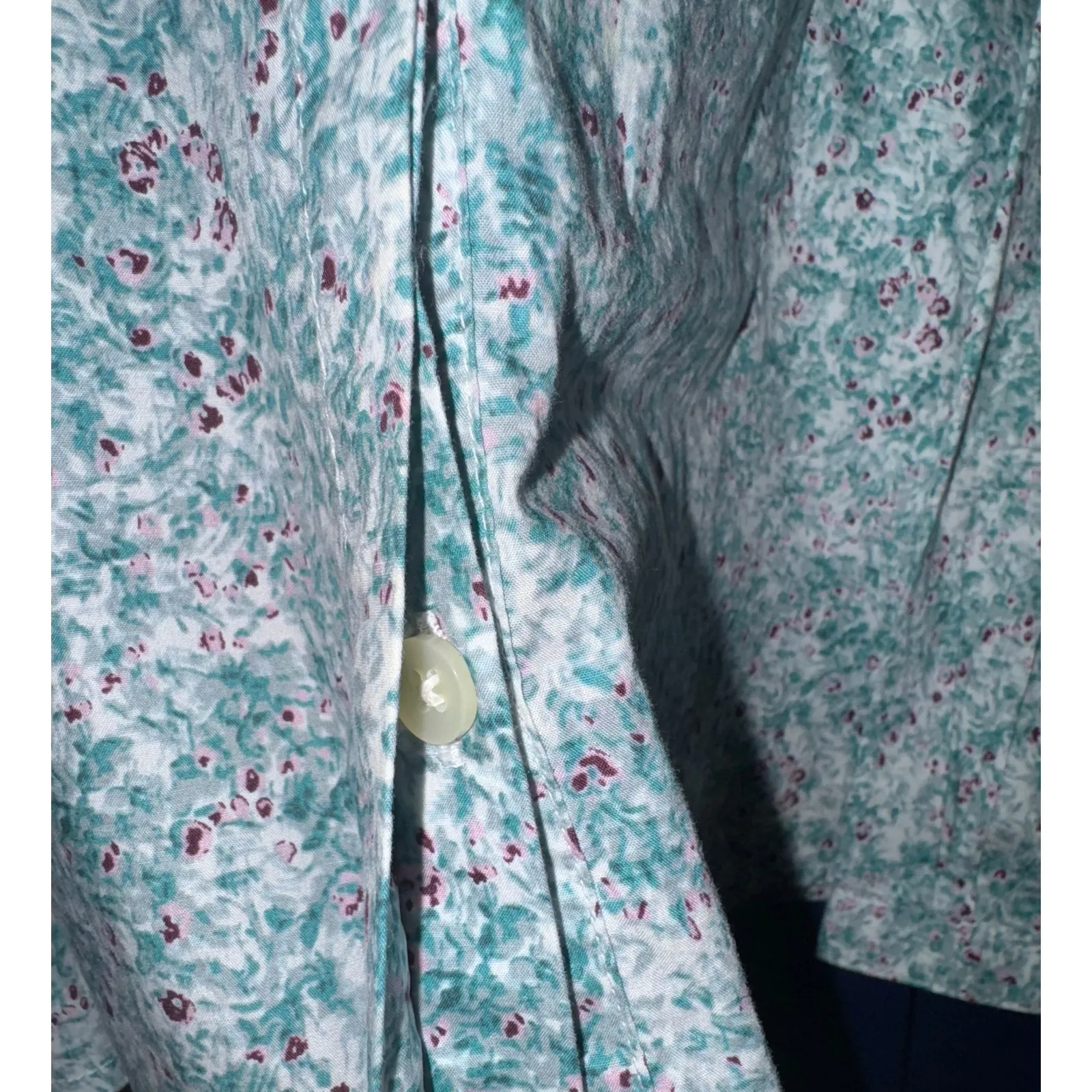 Eddie Bauer Floral Pintuck Button Up Top Women's XL Long Sleeve Spring Cottage - Image 4