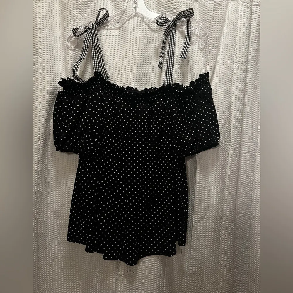 Polka Dot Top with Ruffle Detail, Gingham Shoulder Ties, Short Sleeve, Sz Large - Image 3