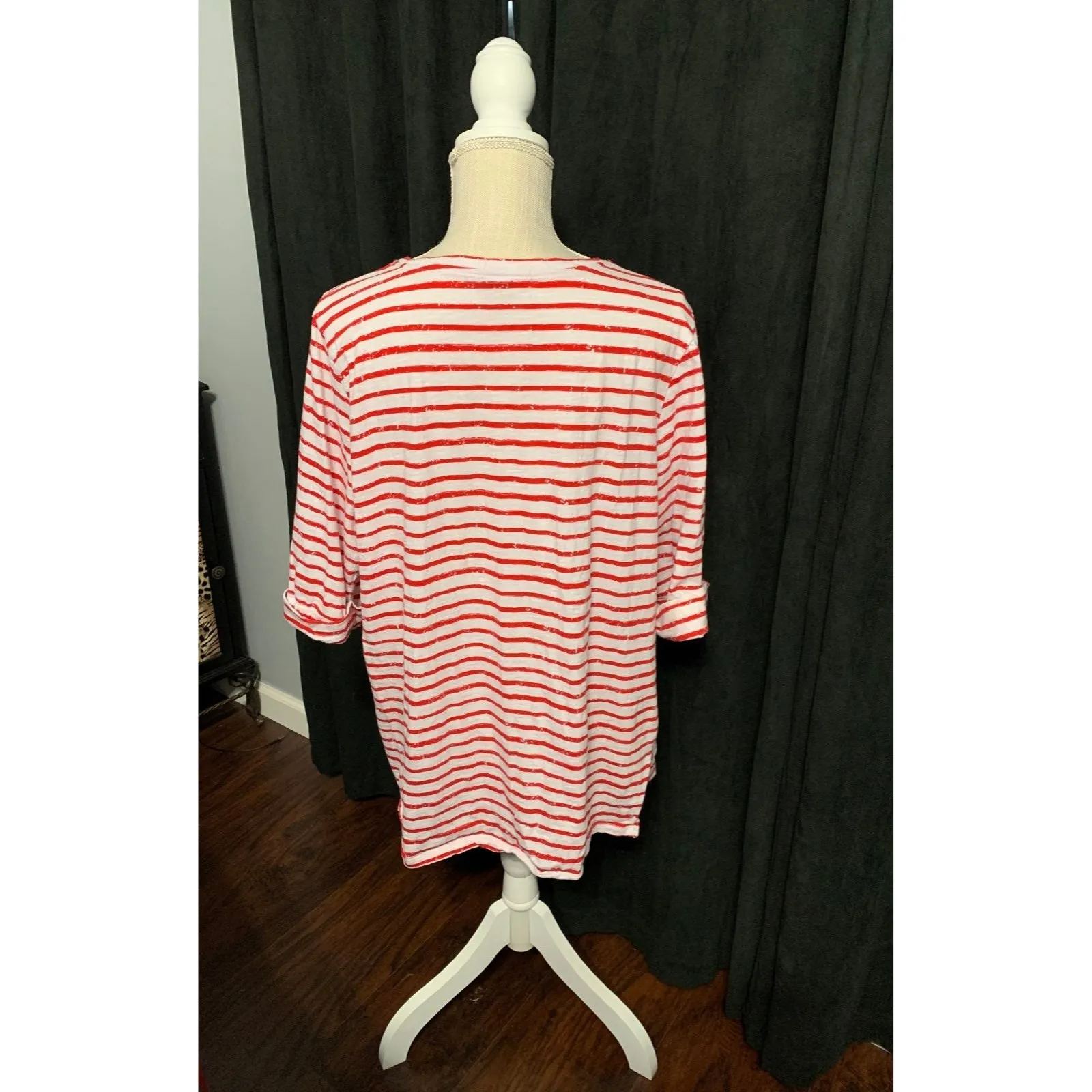 Threehearts Shirt. Size 1X - Image 2