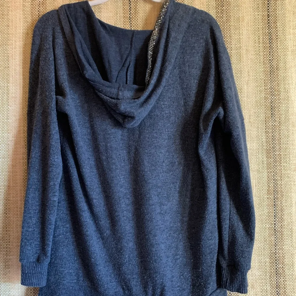 Juicy Couture Women Blue Top Blouse Shirt Hooded Size Medium Navy TShirt - Image 3