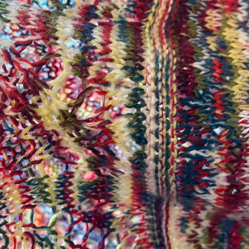 Faded Glory Women's Colorful cold shoulder Knit Sweater 2x - Image 6