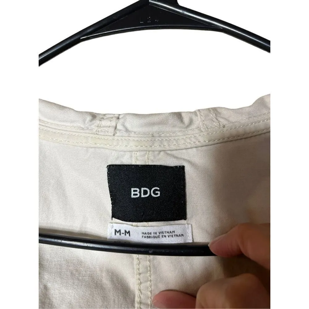 BDG  Cropped Raw Hem Cut‎ Off Lightweight Jacket Size M - Image 6