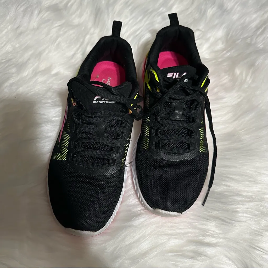 Fila Black and Yellow Energized Womans Sneakers - Image 3