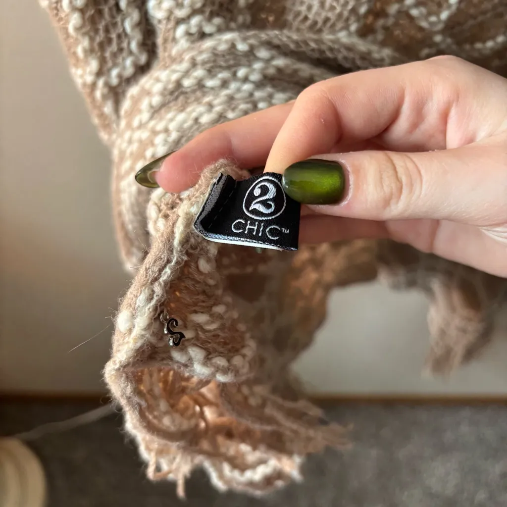 2Chic Beige and Cream Knit Poncho Tan Size undefined - Image 3