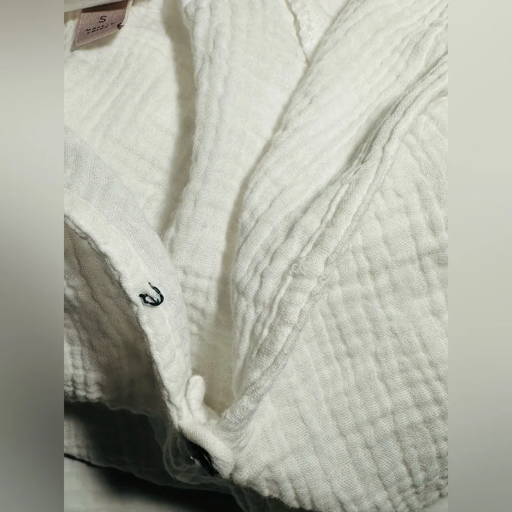 Knox Rose Romper Size SMALL Women's Boho Short Sleeve Gauze Shorts White Peasant - Image 13