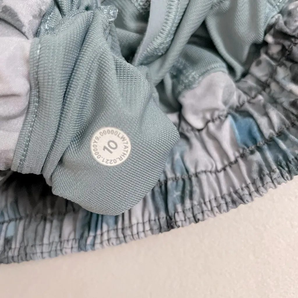 Lululemon Hotty Hot Low Rise 2.5” Shorts Kaleidofloral Multi Color Blue Size 10 - Image 11