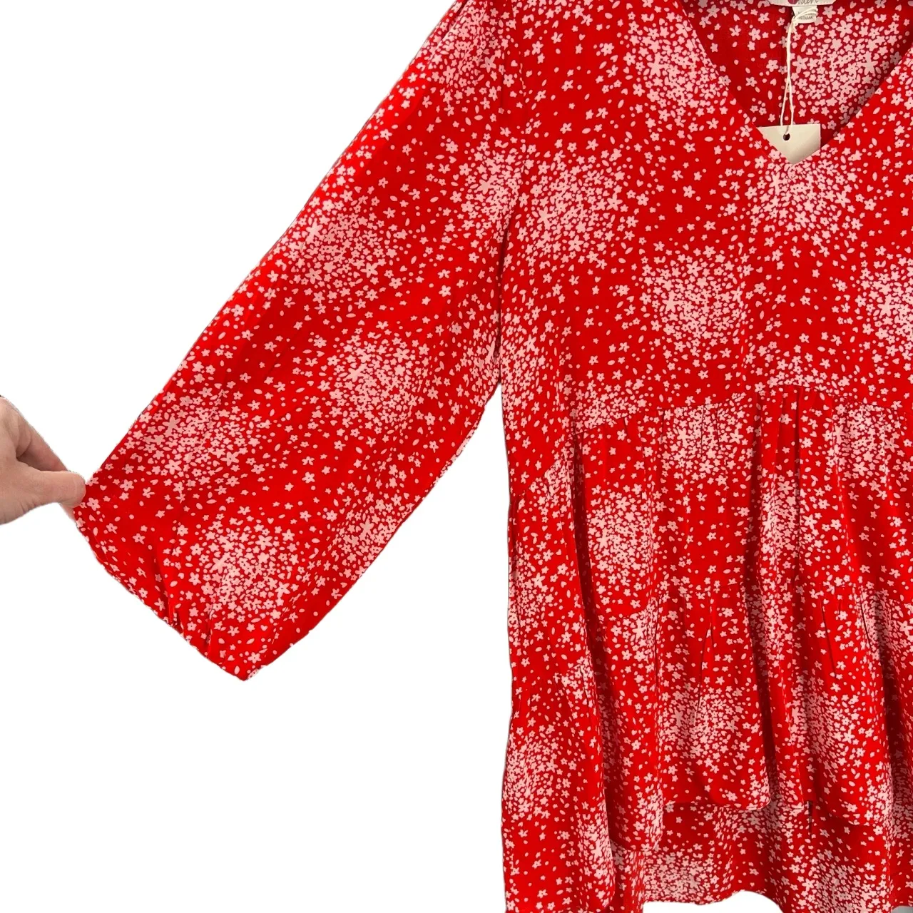 Boden Blouse Red White Flowers‎ VNeck Lightweight Long Sleeve Size 8 New - Image 3