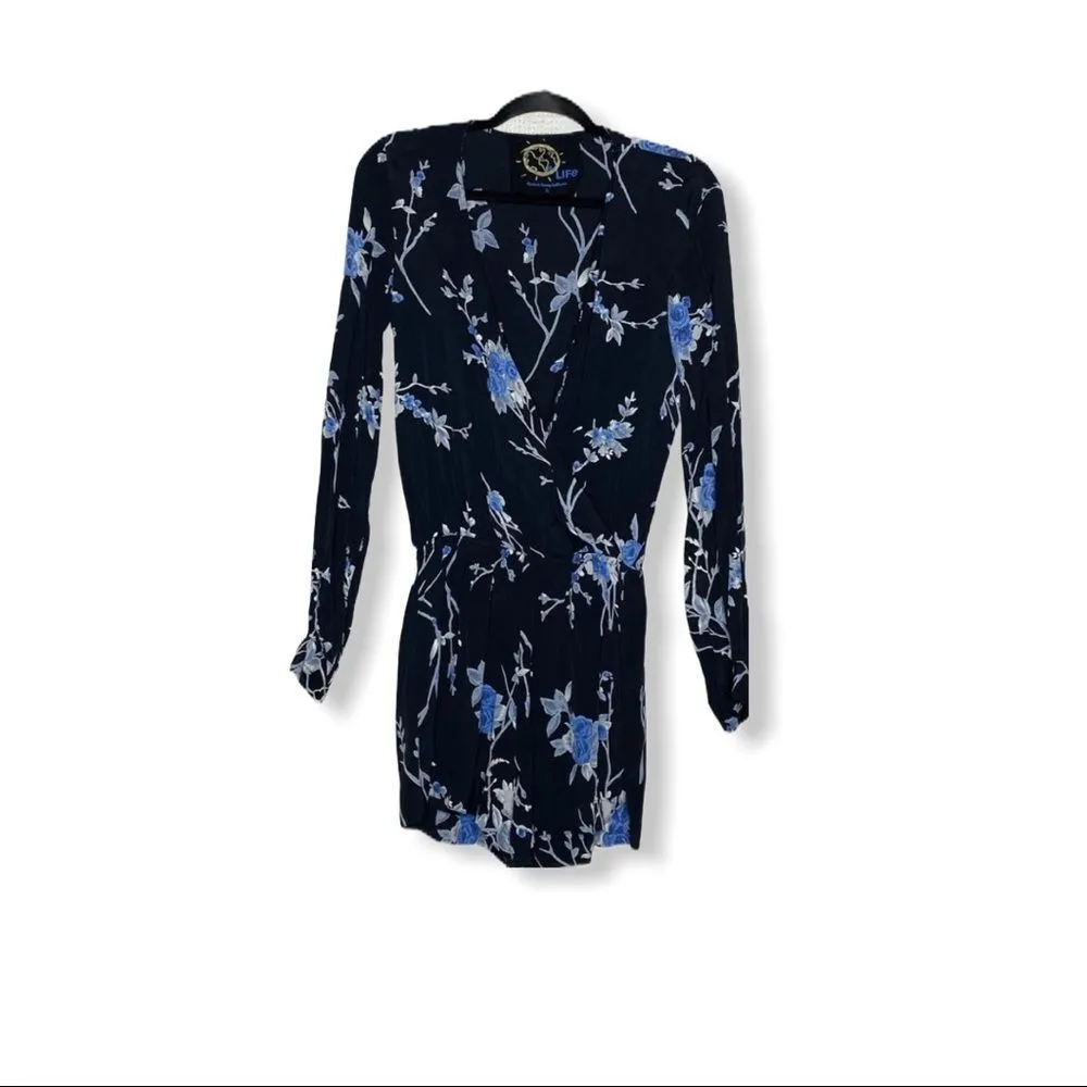 Blue Life‎ Floral Shorts Romper - Image 8