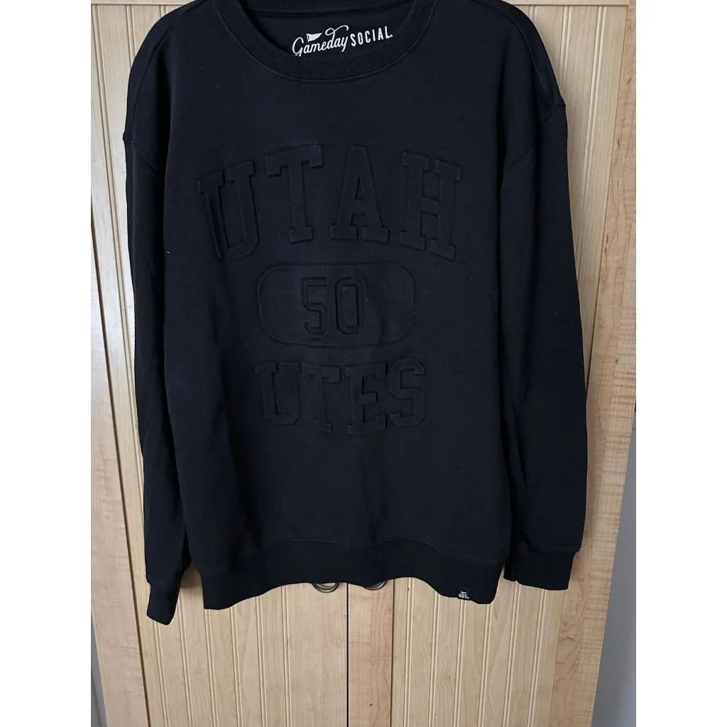 University Of Utah Utes Gameday Social Black Embossed Sweatshirt Size Small NWT - Image 4