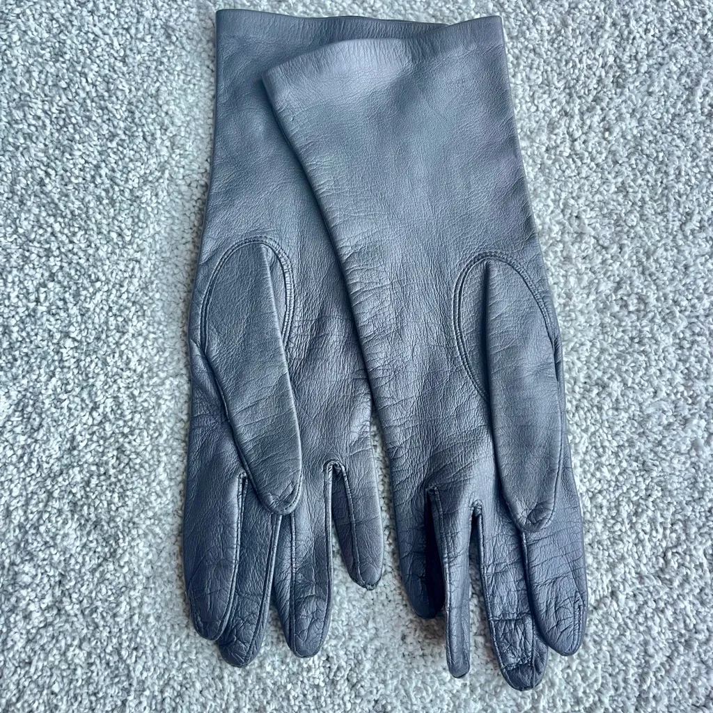 Vintage Dark Gray Leather Gloves Black - Image 2