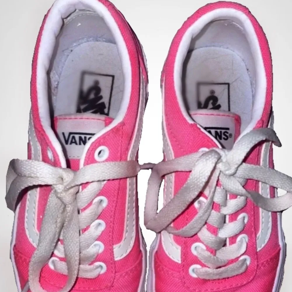 Vans Old Skool Canvas Shoe (fuchsia) - Image 2
