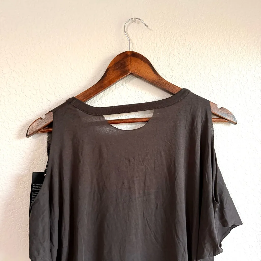 NEW Chaser Womens Tee Shirt Gray Screaming Eagle Cold Shoulder Size Medium - Image 3