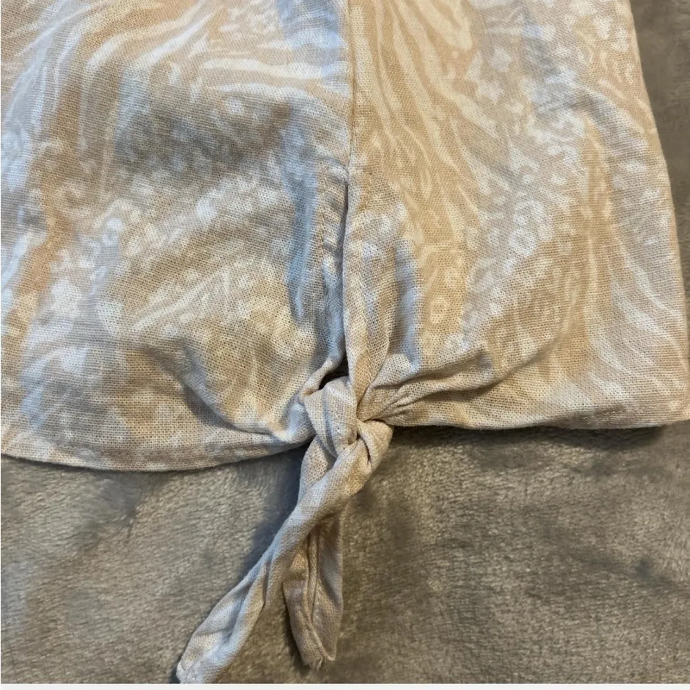 Cream animal Print button down blouse size M - Image 2