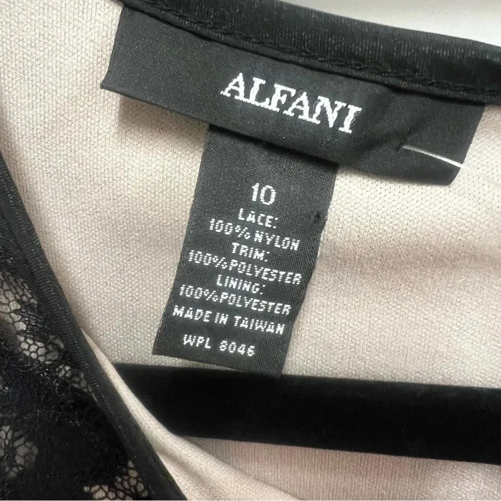 Alfani lace cap sleeve fully lined fit & flare dress size 10 black and nude - Image 6