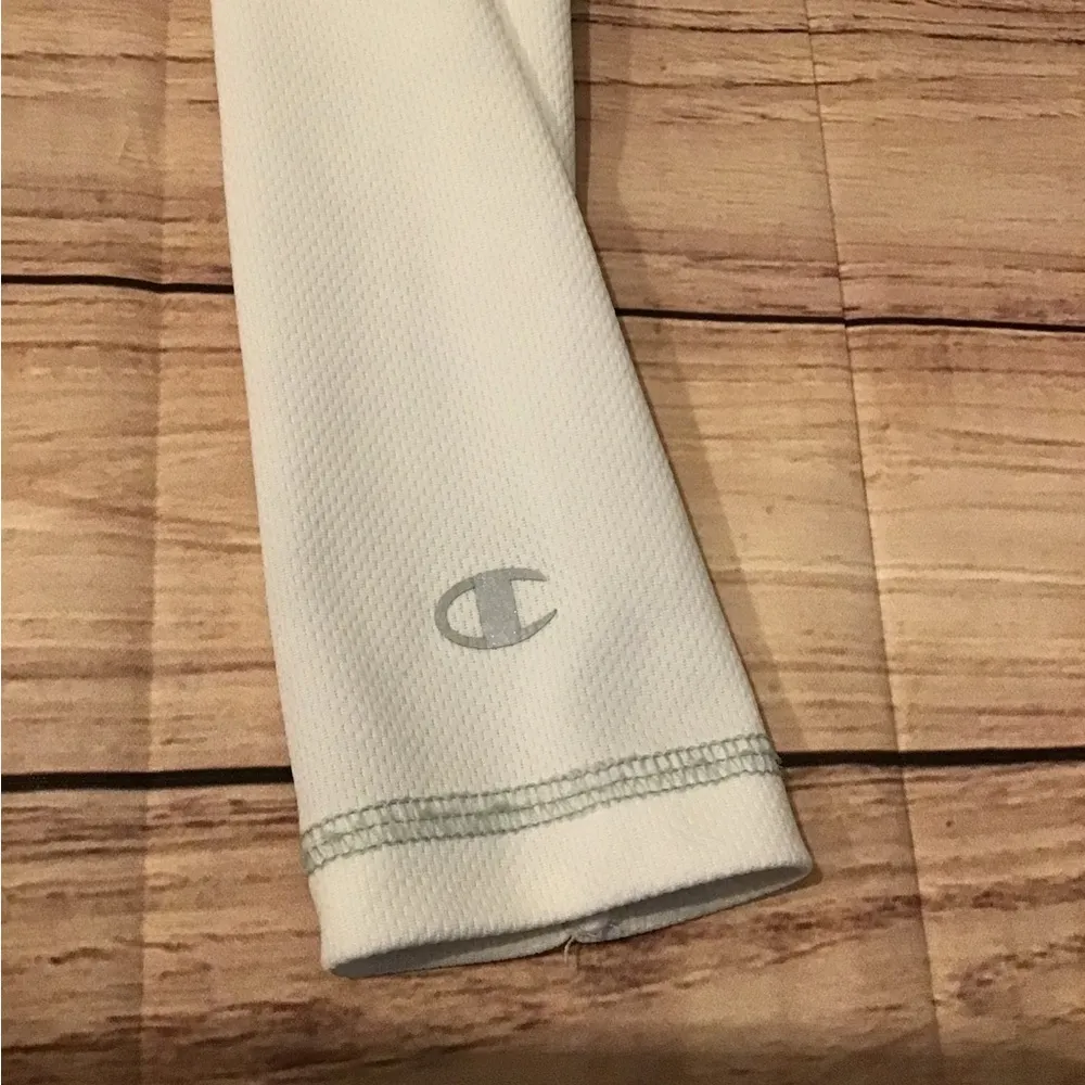 Disney parks Donald Duck Half Marathon 2011 long sleeve Double Dry XS-preowned - Image 5