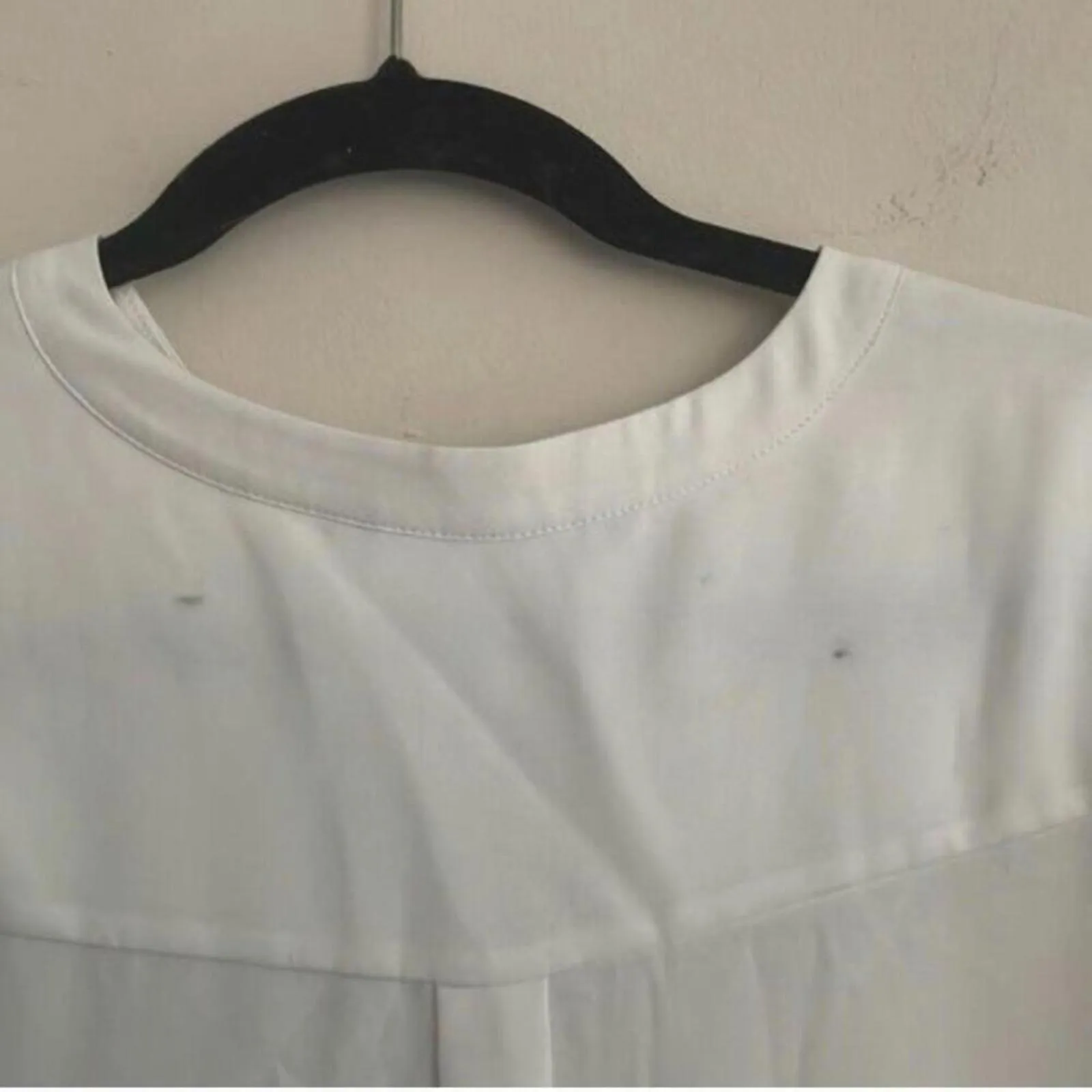 Market & Spruce White Boho Bell Sleeve Black Embroider Trim Coastal Blouse - Image 8