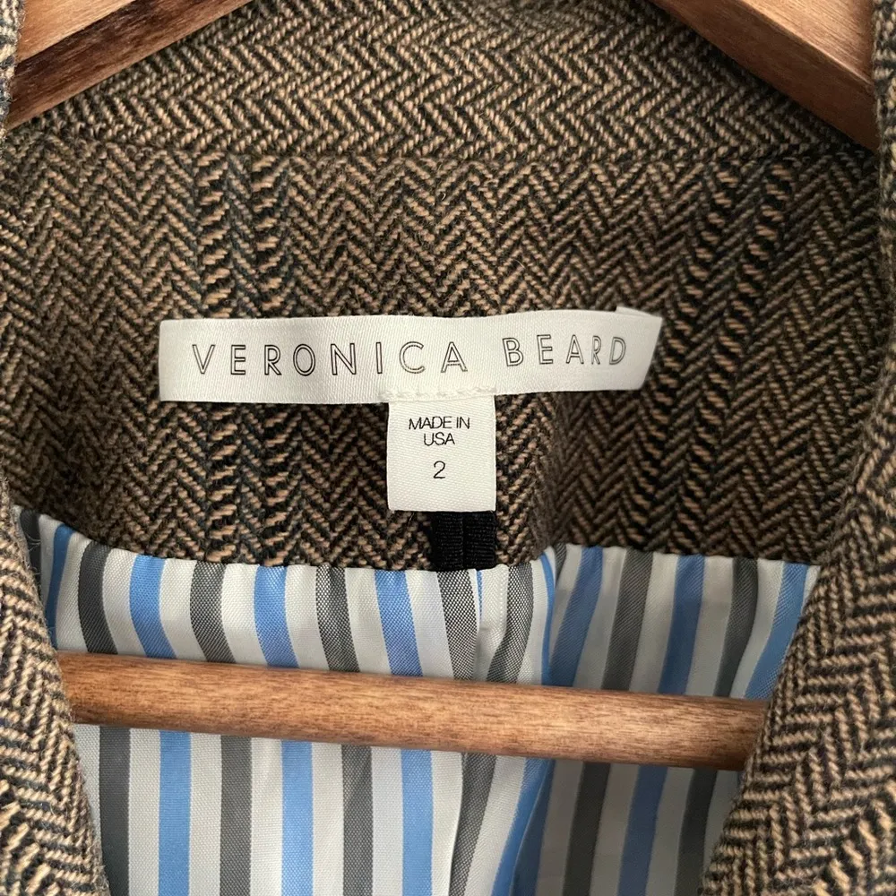 Veronica Beard Classic Fitted Plain Tweed Fitted Blazer - Image 6